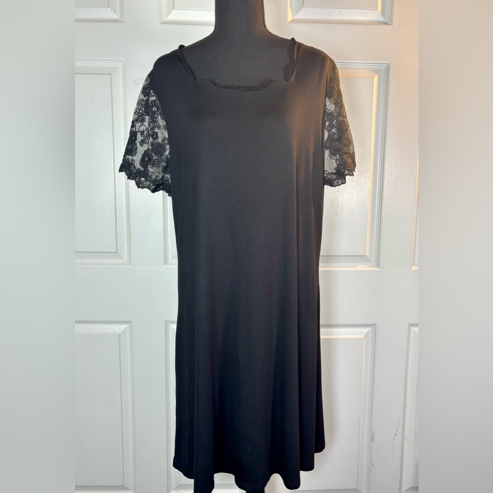 Black Dress with Lace Short Sleeves Woman’s XXL NWT